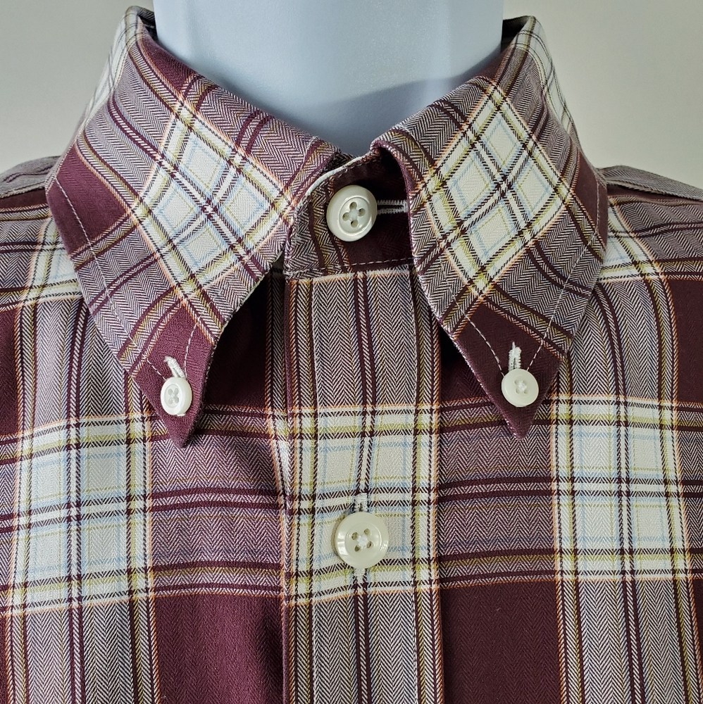 Orvis Men’s Large Maroon Herringbone Plaid Shirt